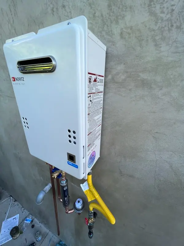 Tankless water heater installation for South Juanita homes
